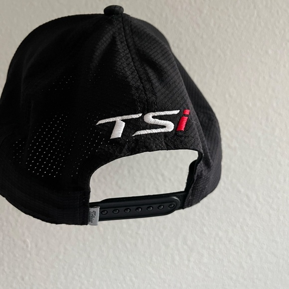 TITLEIST | TSi Black Hat Snapback Adjustable Golf Cap | Men's Size OS - Picture 3 of 6
